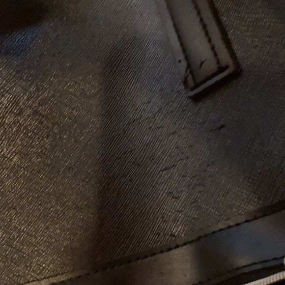 Large Black Tote - Picture 4 of 8